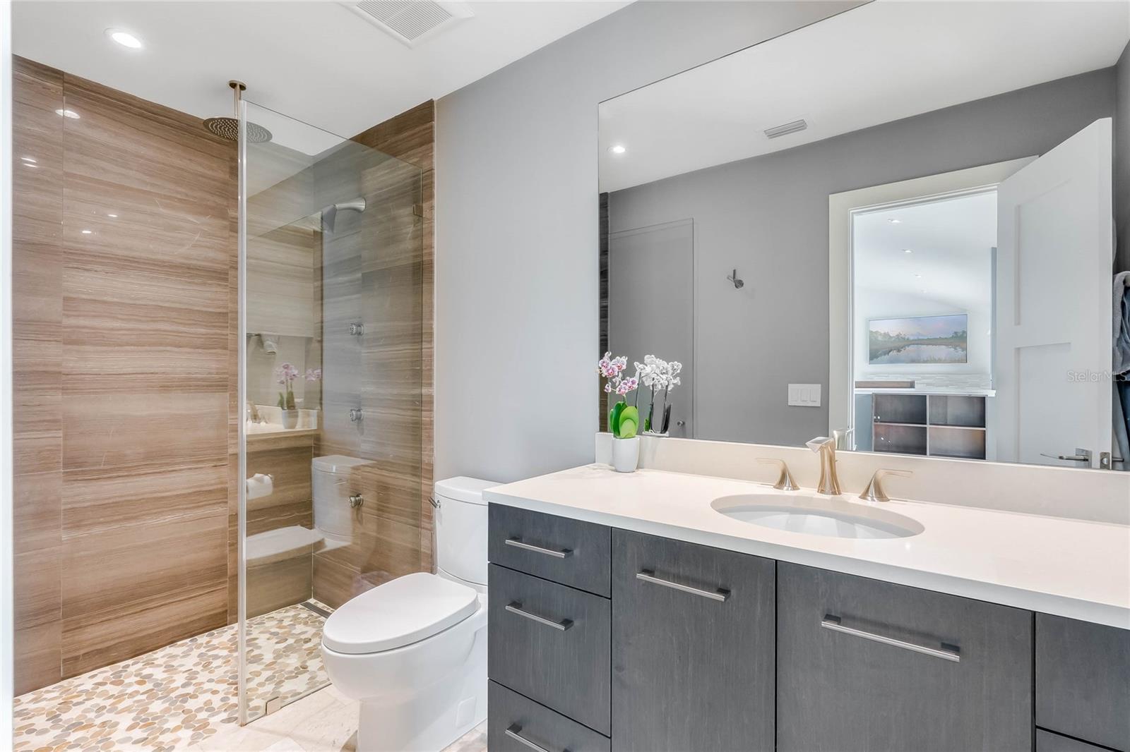 WATERBRIDGE - Residential