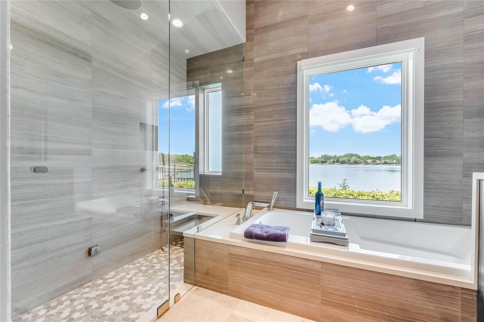 WATERBRIDGE - Residential