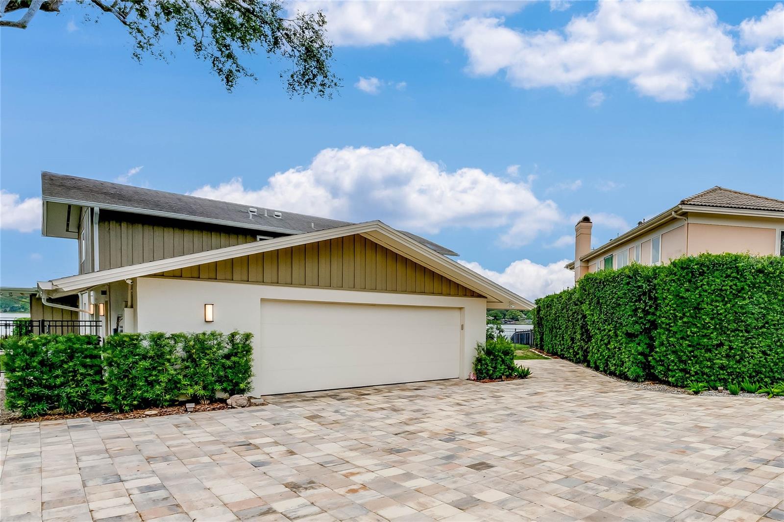 WATERBRIDGE - Residential