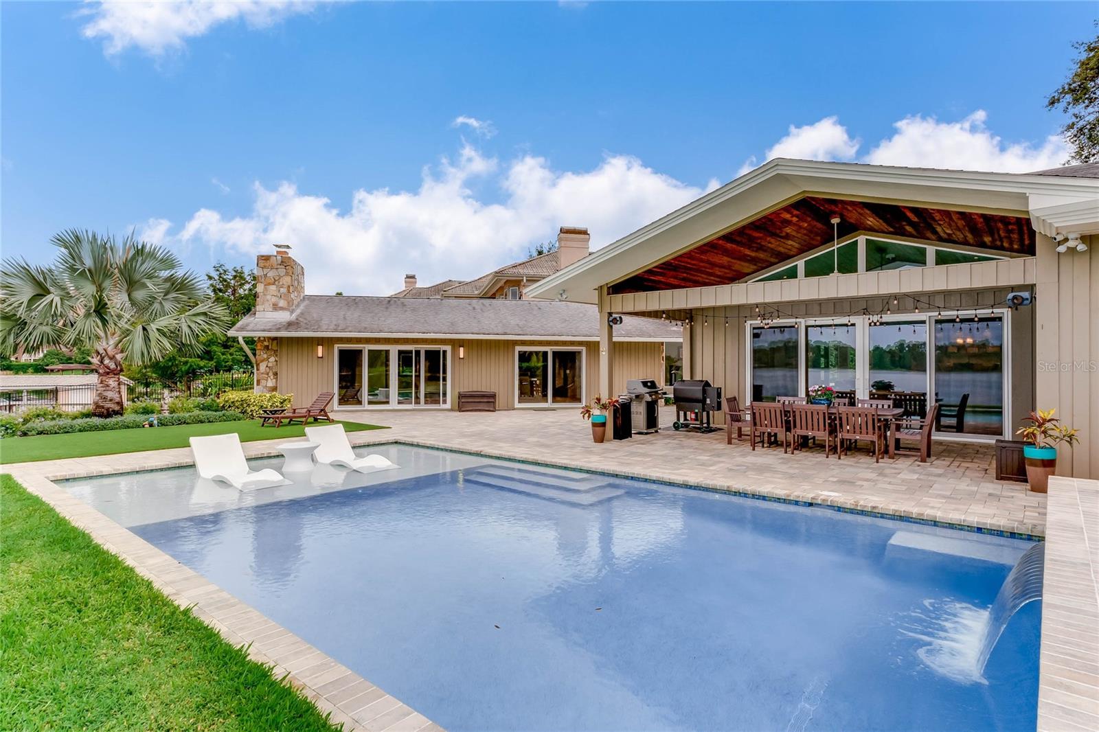 WATERBRIDGE - Residential