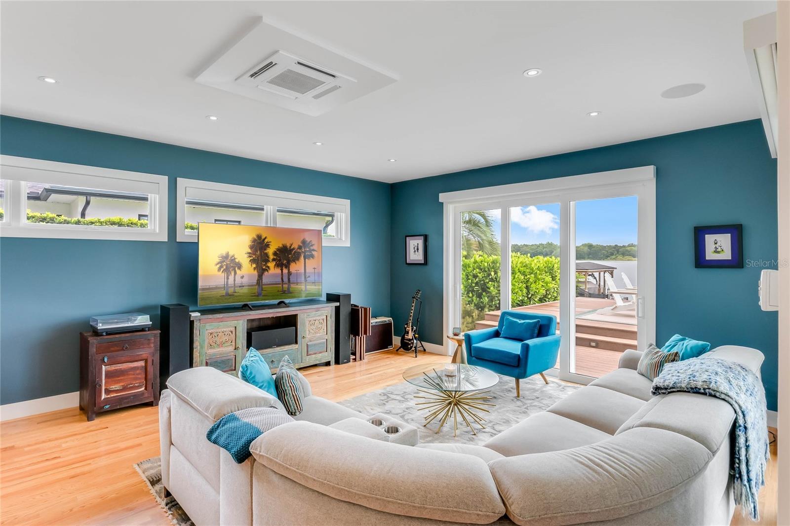 WATERBRIDGE - Residential