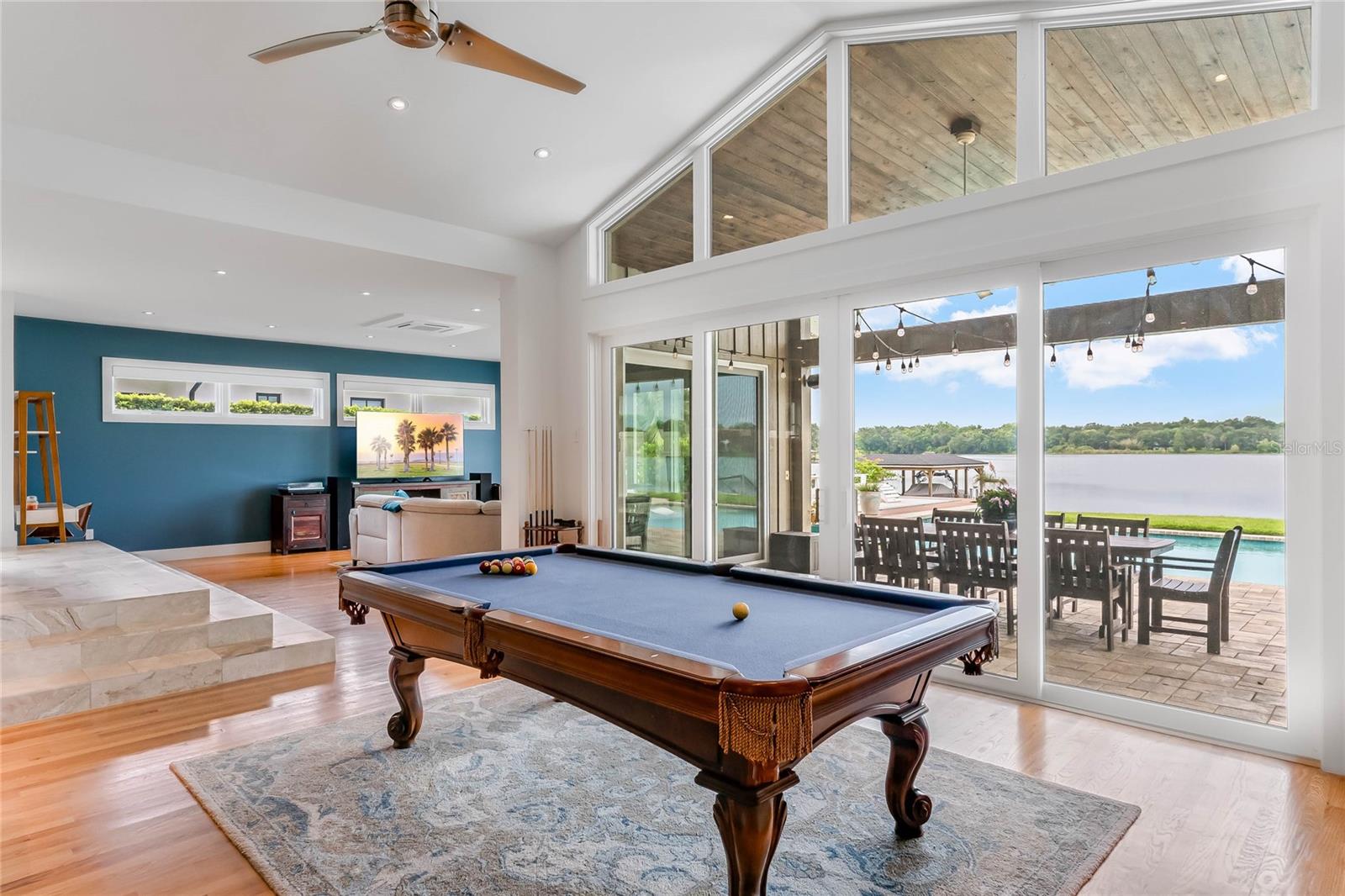 WATERBRIDGE - Residential