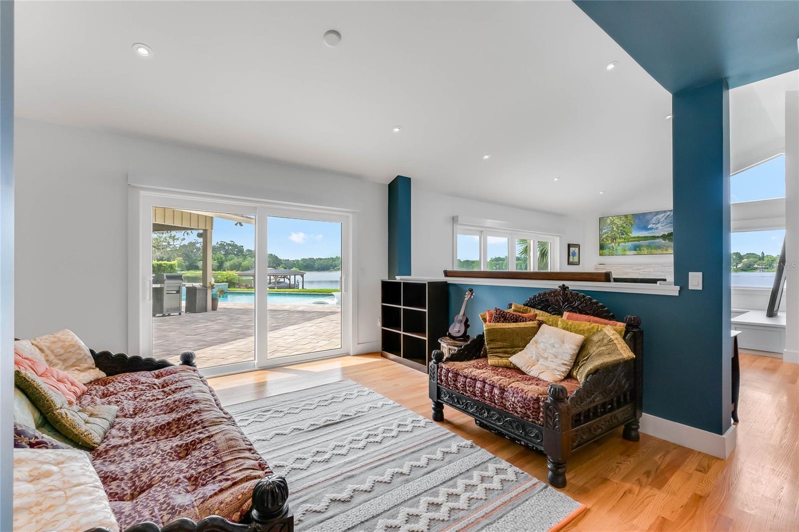 WATERBRIDGE - Residential