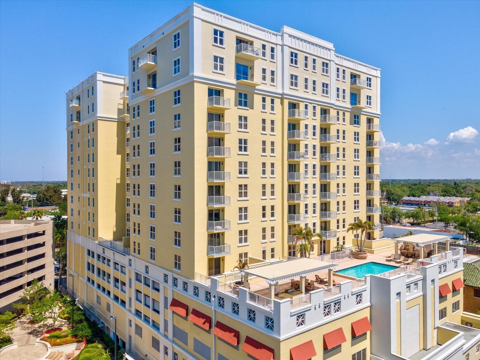 STATION SQUARE CONDO - Residential