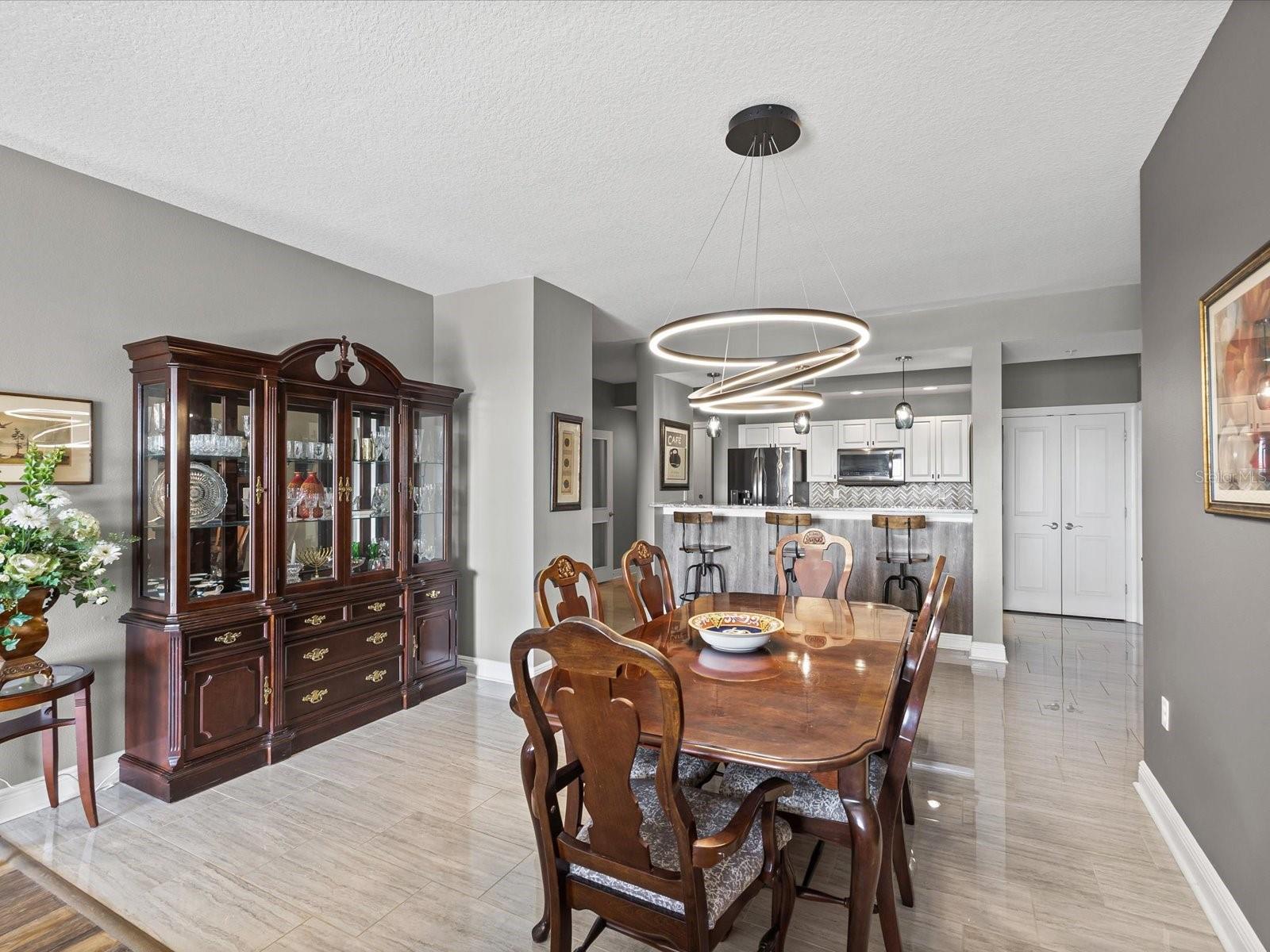 STATION SQUARE CONDO - Residential