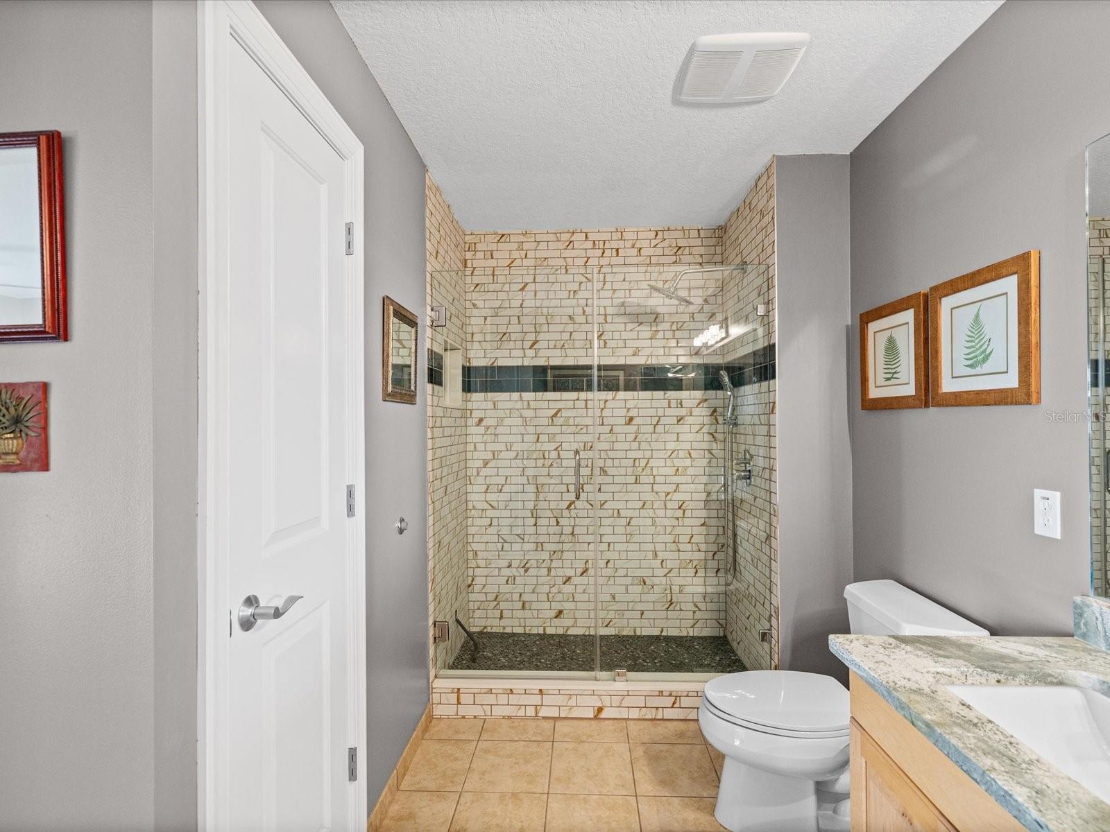 STATION SQUARE CONDO - Residential