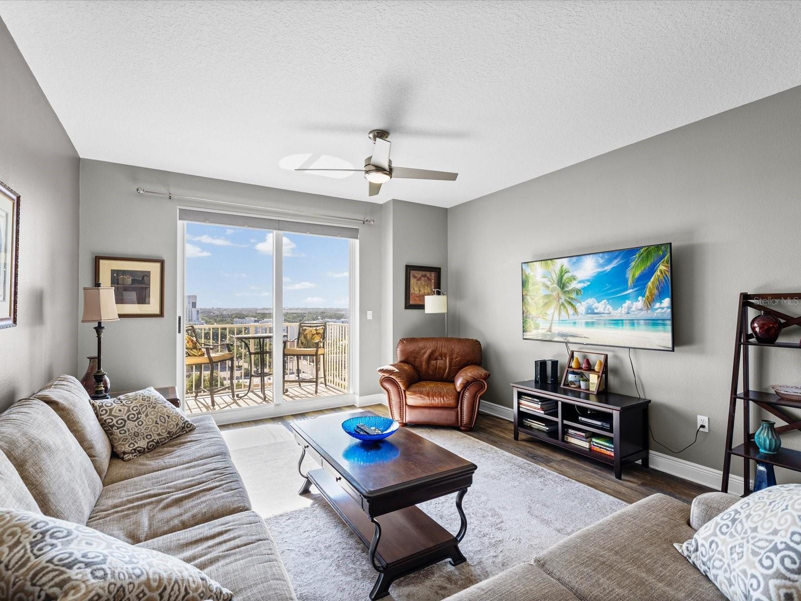 STATION SQUARE CONDO - Residential