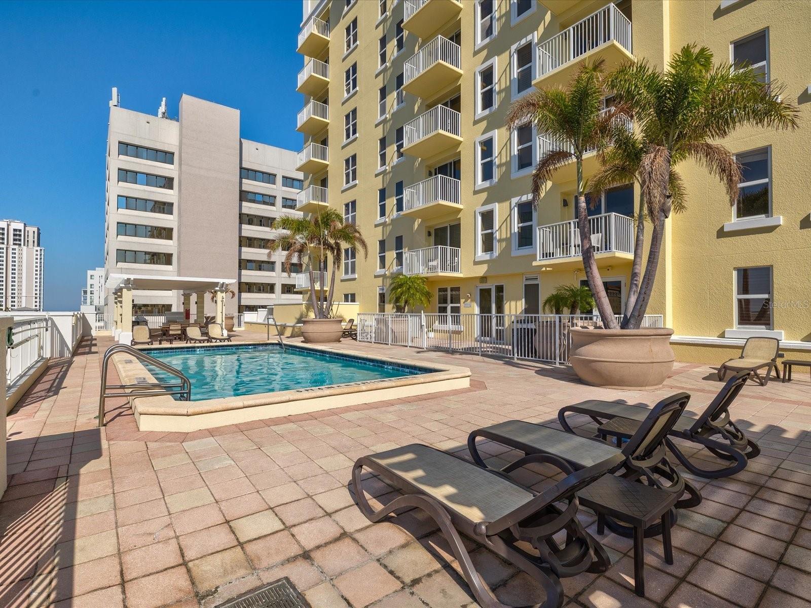 STATION SQUARE CONDO - Residential