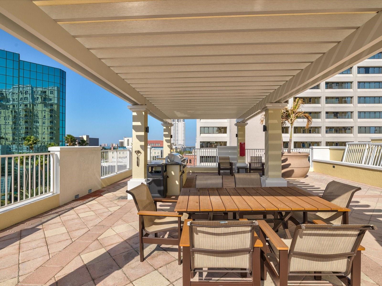 STATION SQUARE CONDO - Residential