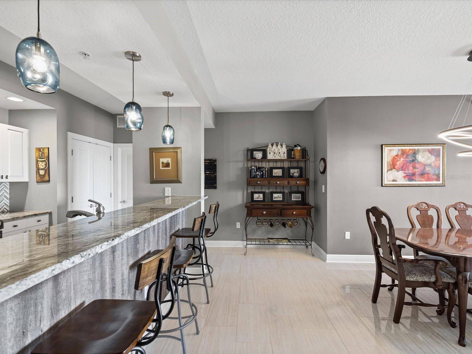 STATION SQUARE CONDO - Residential