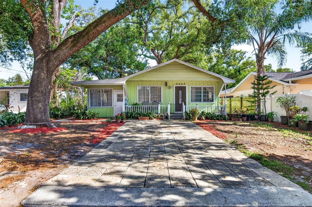 Photo of 1417 W Yukon Street, Tampa, FL 33604 (MLS # TB8491428)
