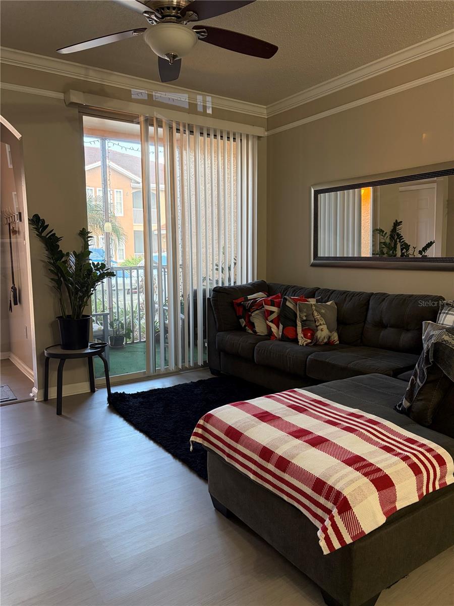 VILLANOVA AT HUNTERS CREEK - Residential Lease