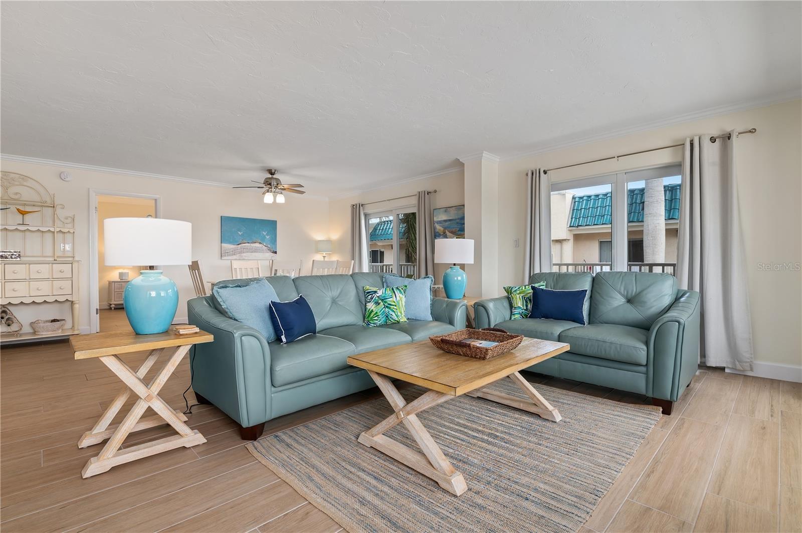 PALM BAY CLUB II - Residential Lease