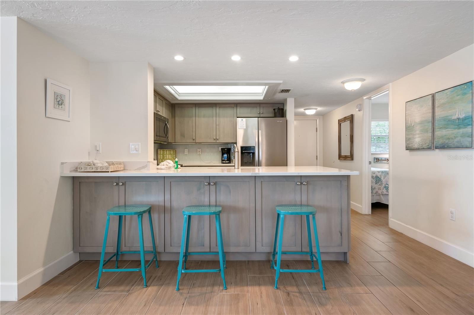 PALM BAY CLUB II - Residential Lease