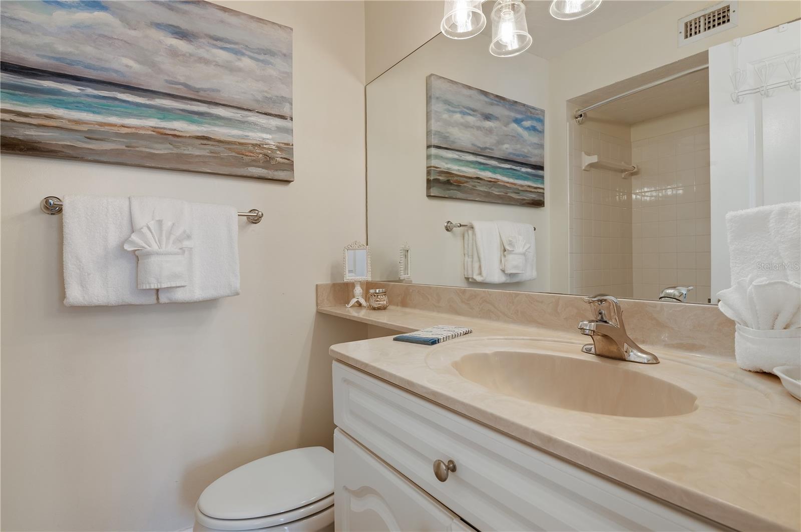 PALM BAY CLUB II - Residential Lease