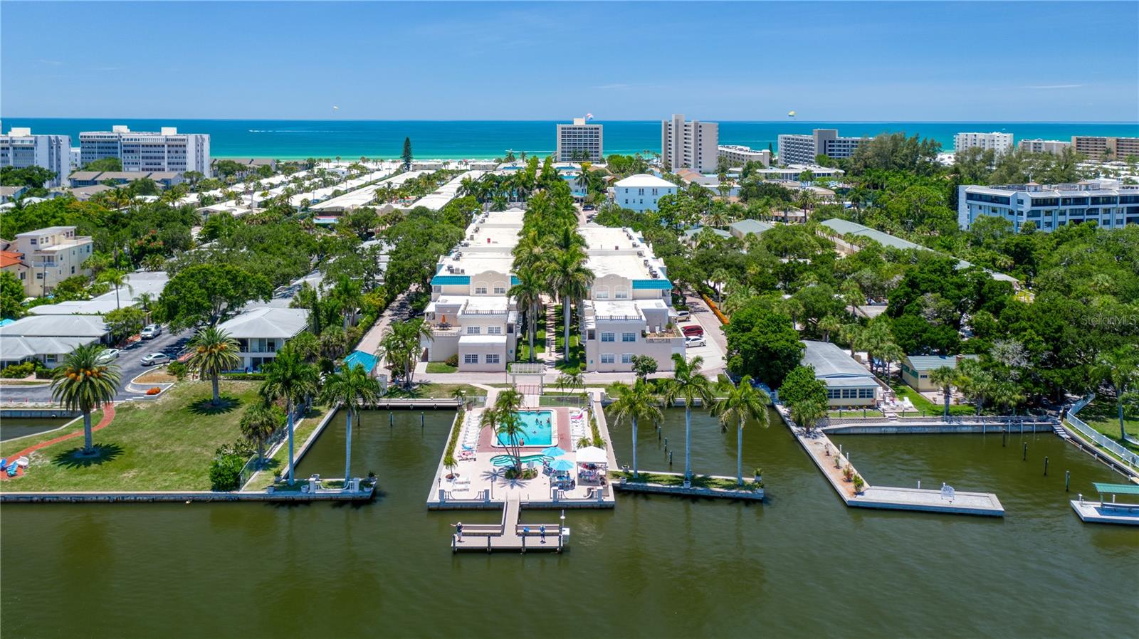 PALM BAY CLUB II - Residential Lease
