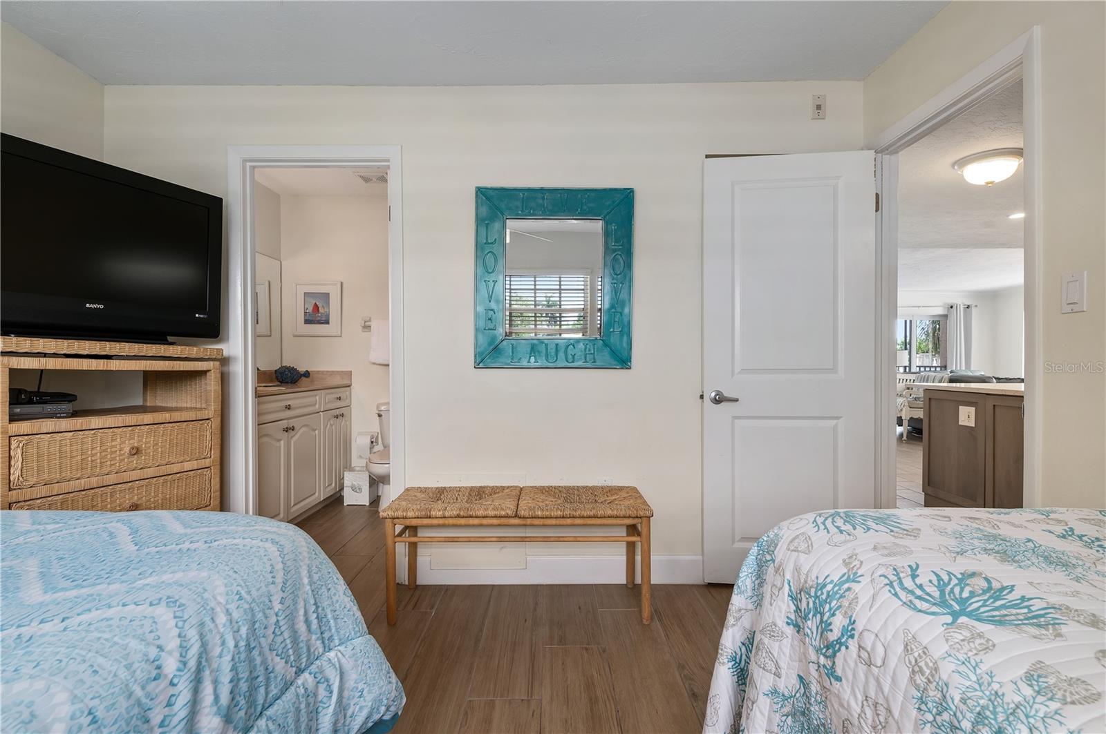 PALM BAY CLUB II - Residential Lease