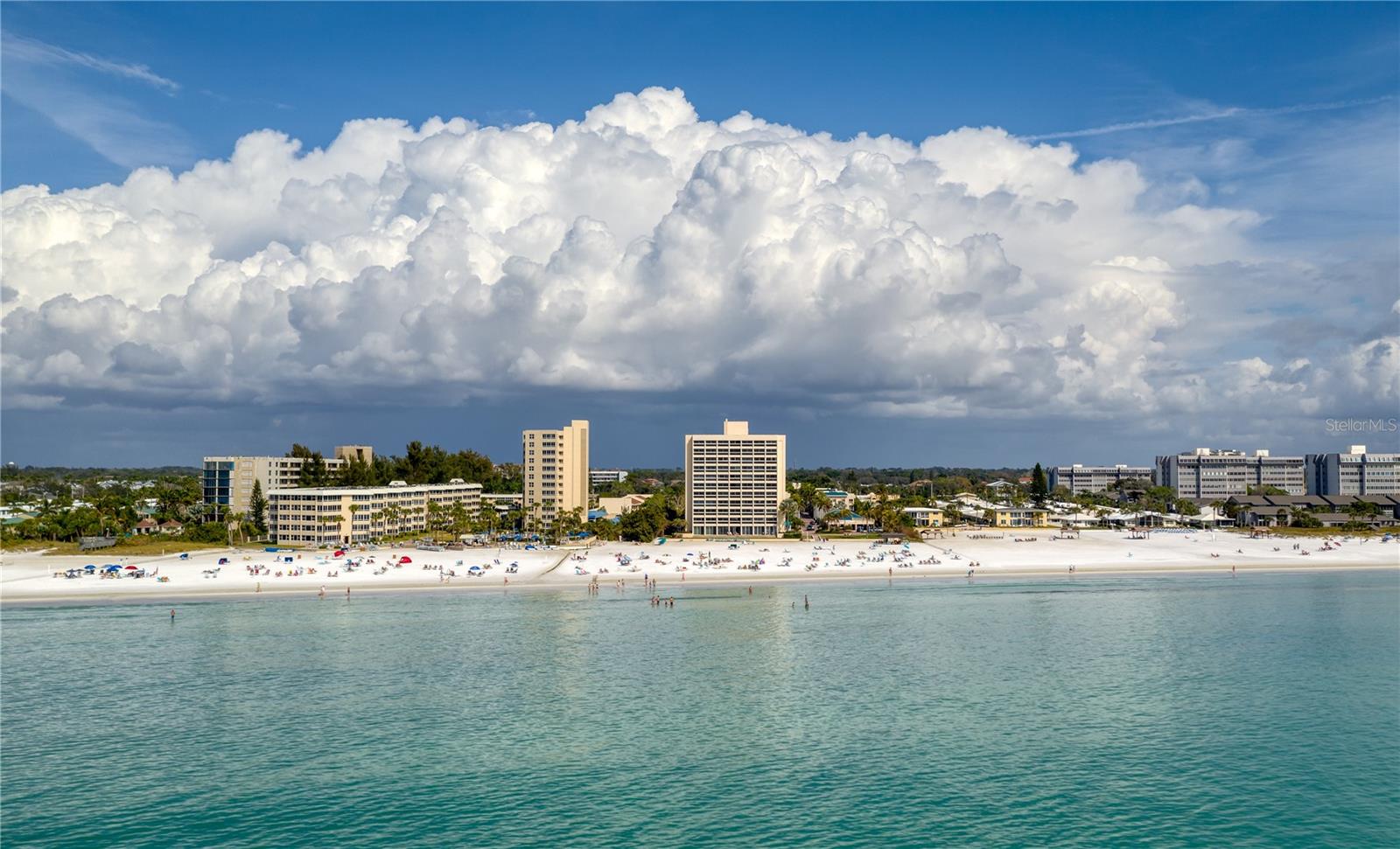 PALM BAY CLUB II - Residential Lease