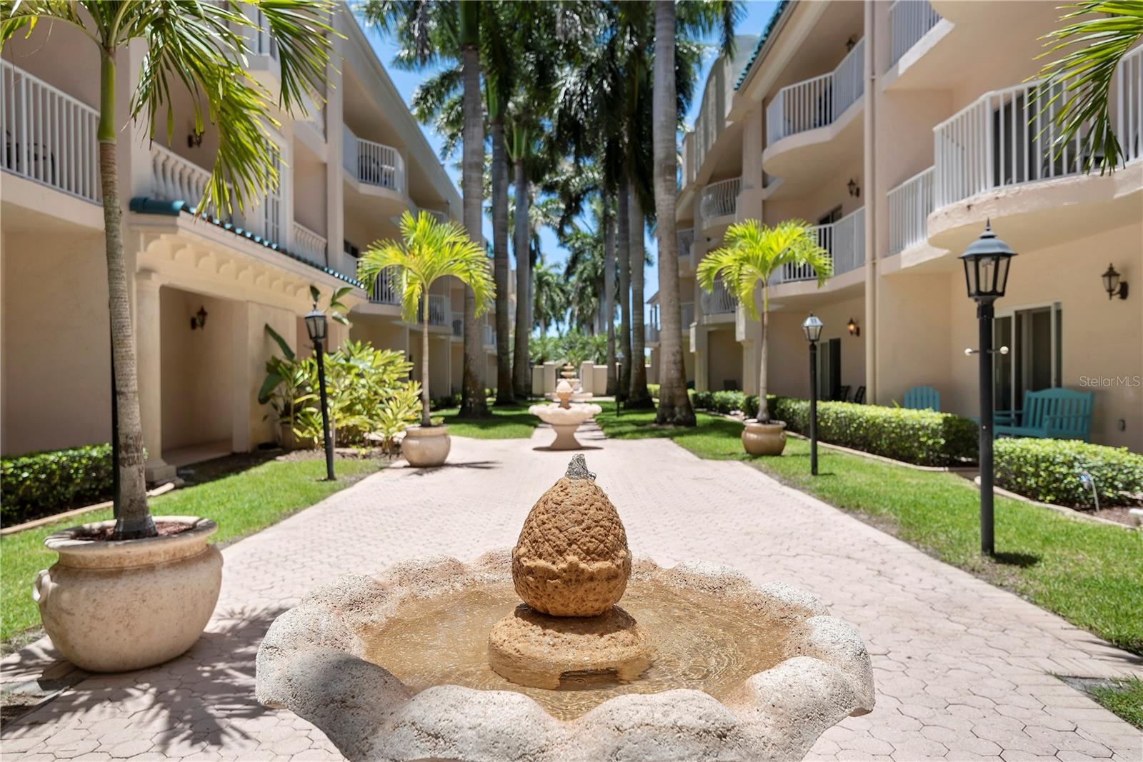 PALM BAY CLUB II - Residential Lease
