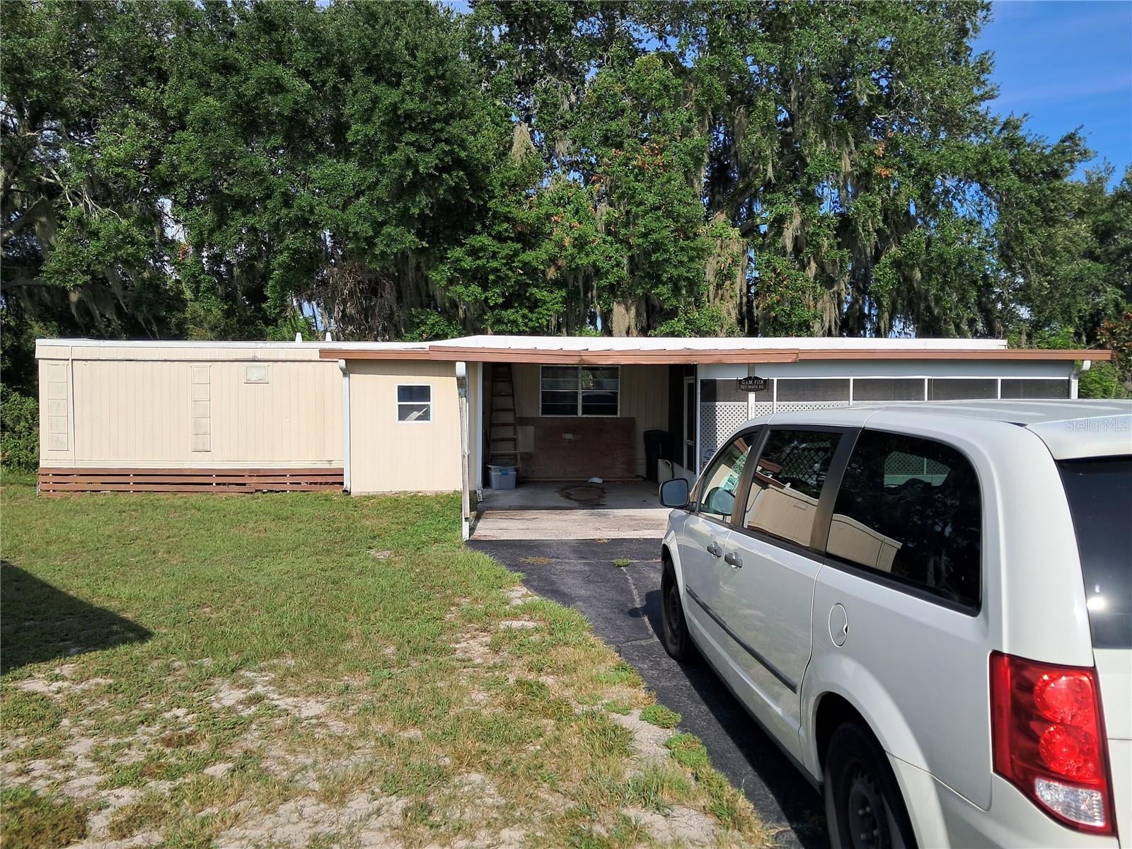 820 MARK ROAD