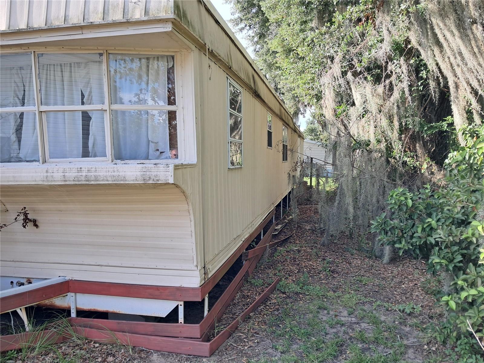 820 MARK ROAD