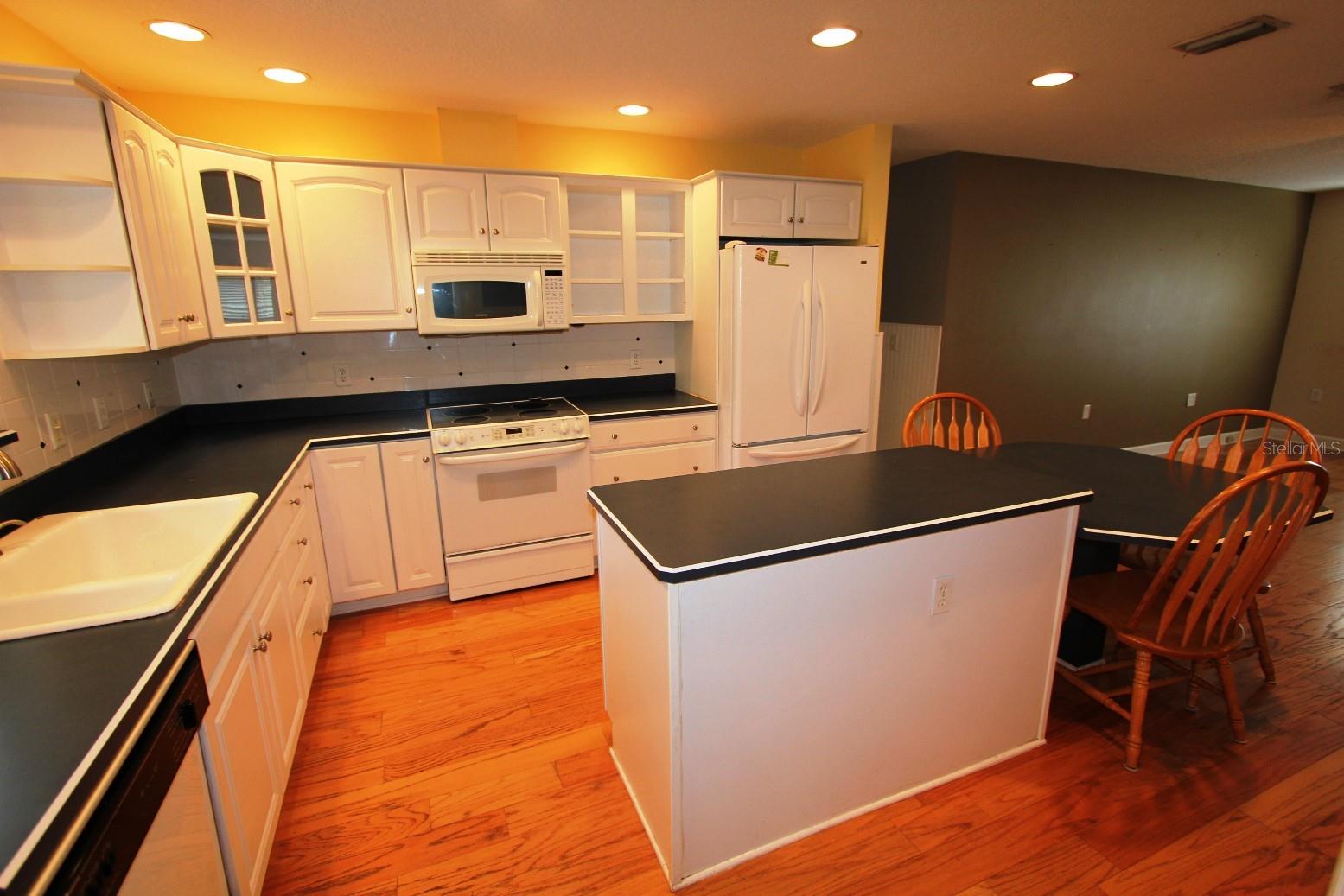 WOODLANDS WINDERMERE - Residential Lease