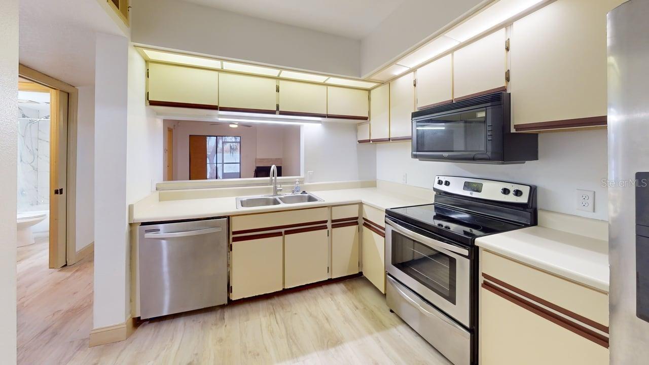 NORTHLAKE VILLAGE CONDO 8 - Residential Lease