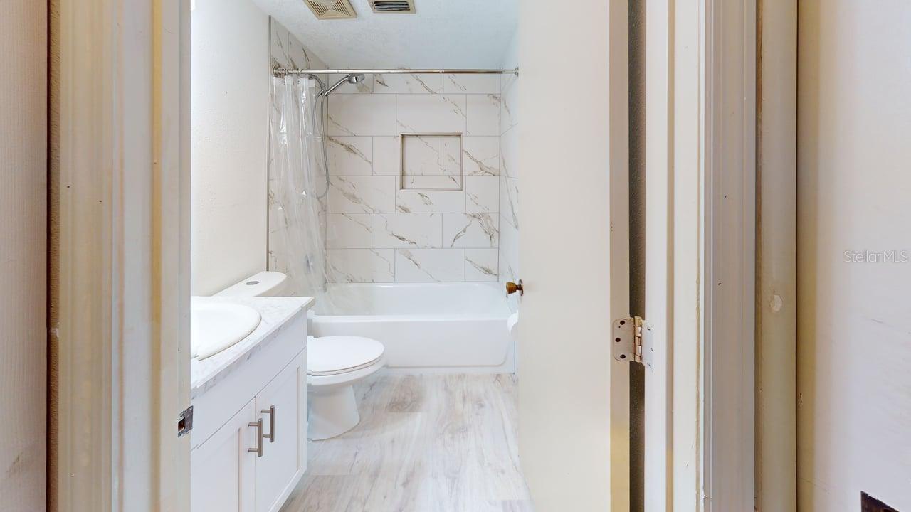 NORTHLAKE VILLAGE CONDO 8 - Residential Lease