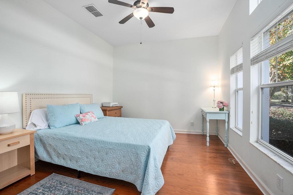 VICTORIA GARDENS - Residential