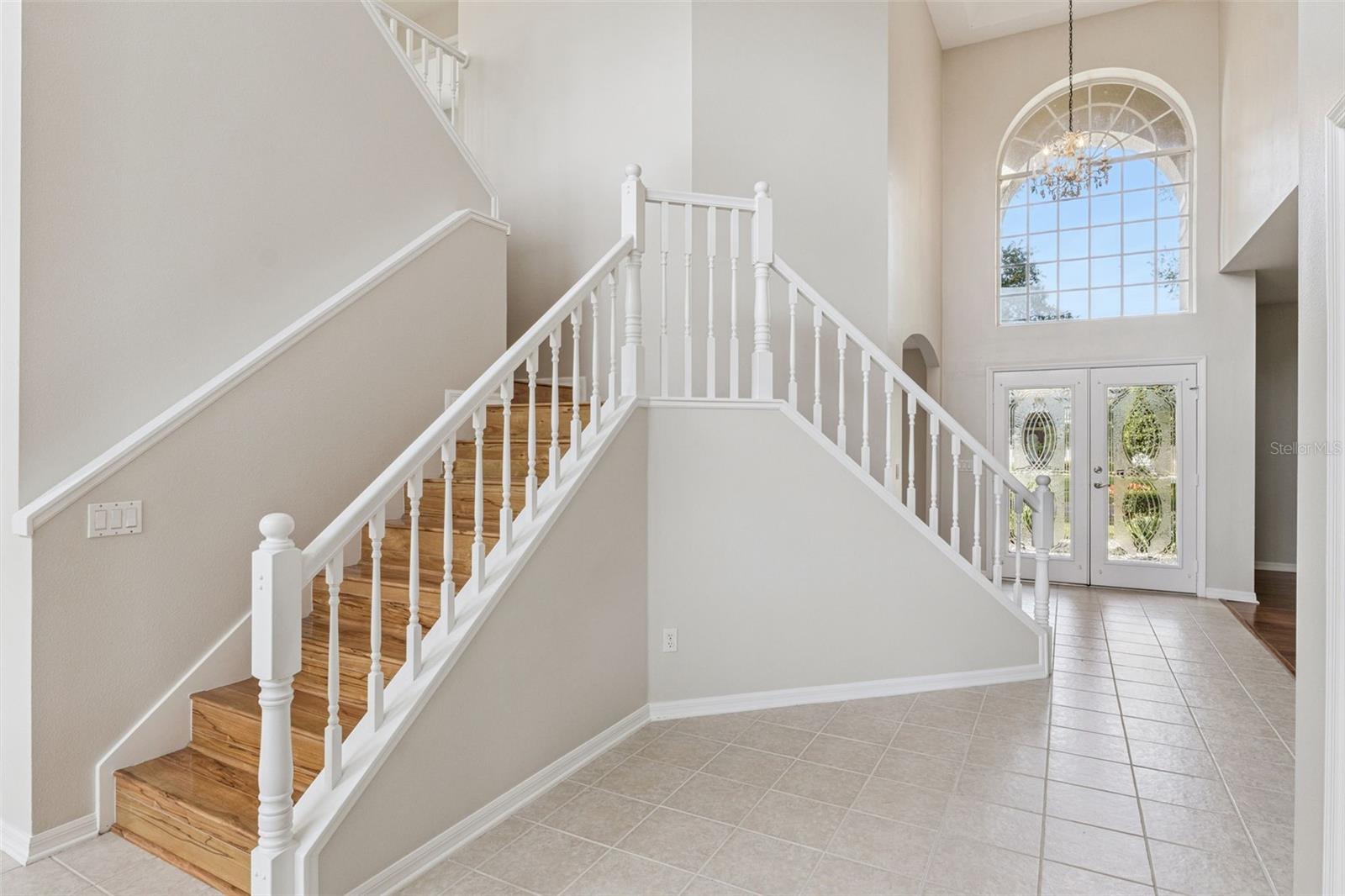 10125 FOXHURST COURT