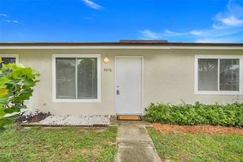 Photo of 30116 Tavares Ridge Boulevard #91, Tavares, FL 32778 (MLS # G5101884)