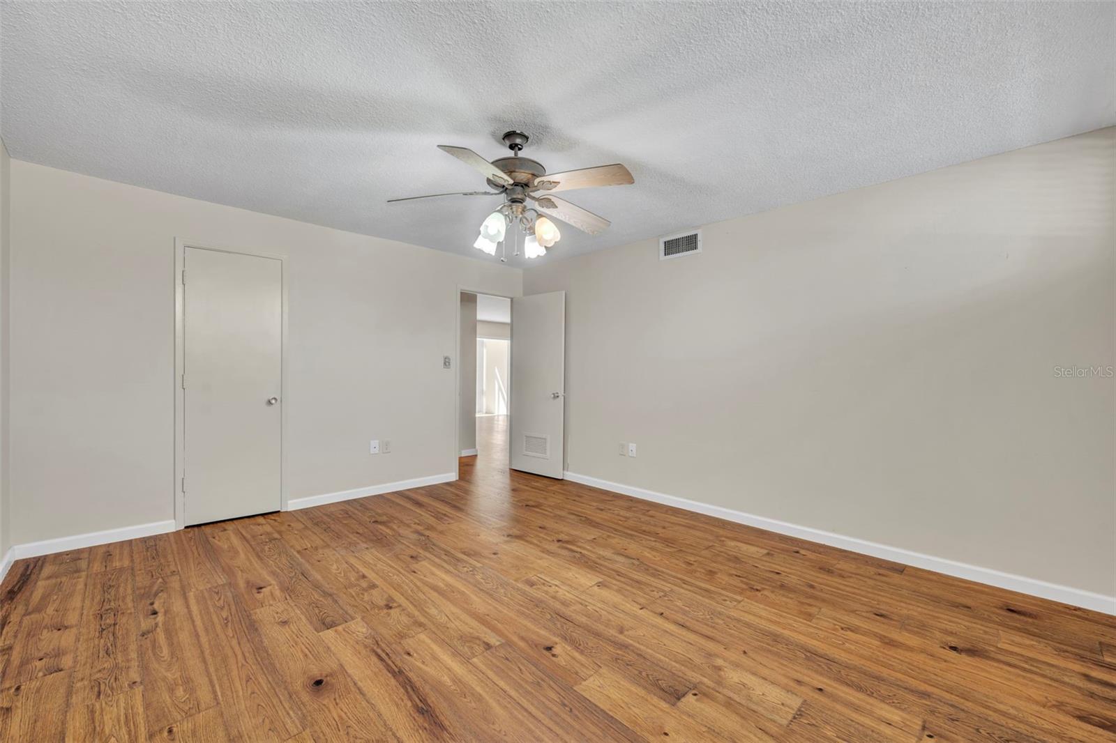 WINTER PARK GARDENS CONDO - Residential