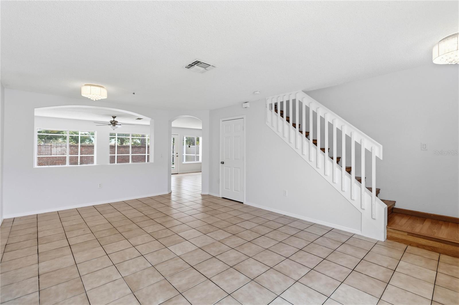 SANDPOINT AT MEADOW WOODS - Residential Lease