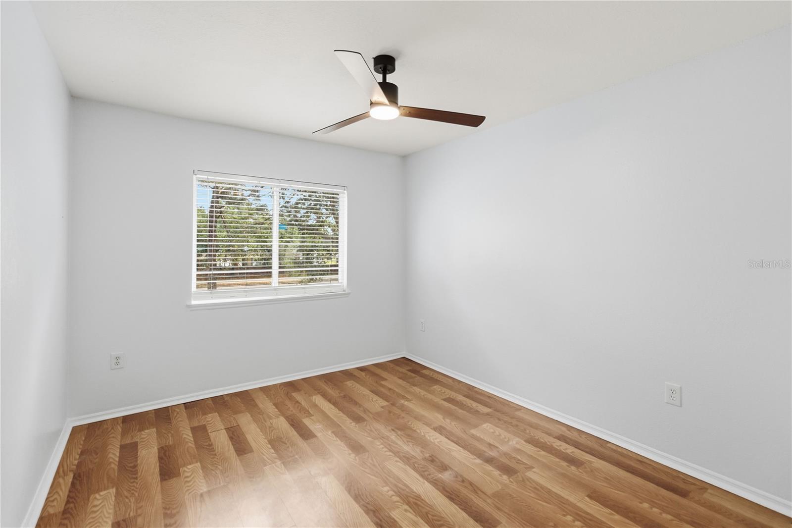 SANDPOINT AT MEADOW WOODS - Residential Lease