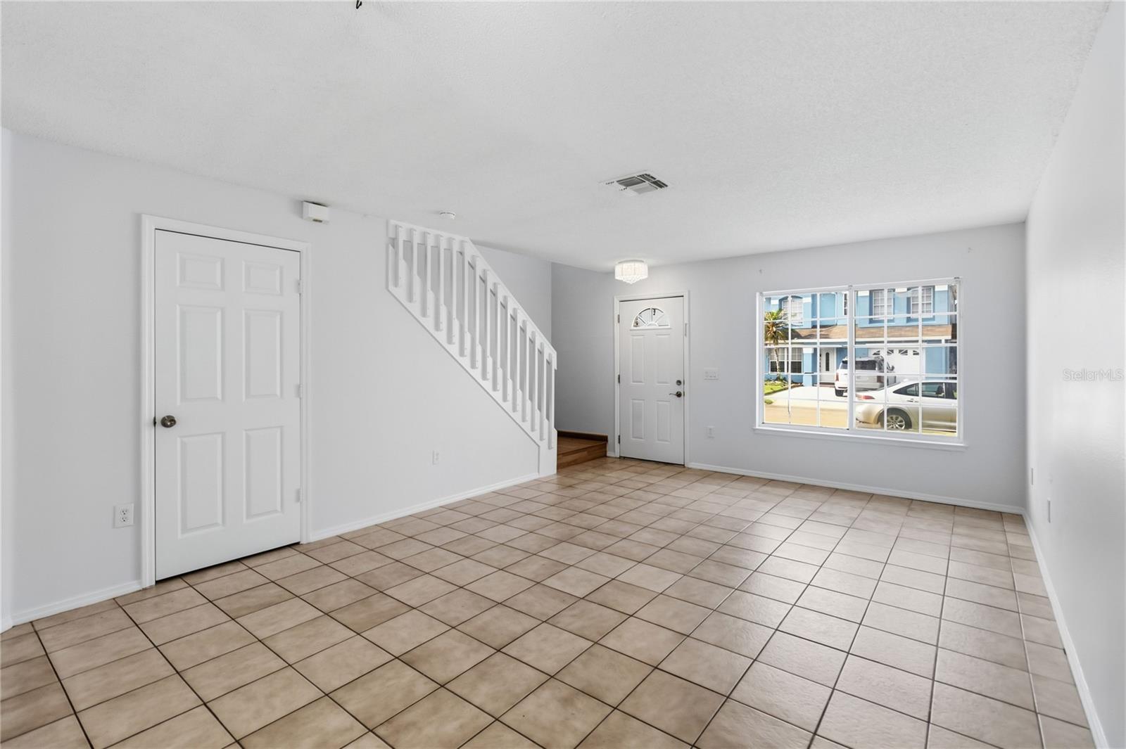 SANDPOINT AT MEADOW WOODS - Residential Lease
