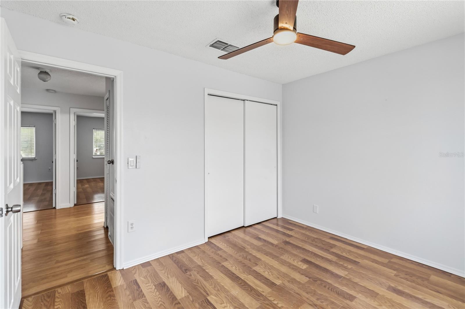 SANDPOINT AT MEADOW WOODS - Residential Lease