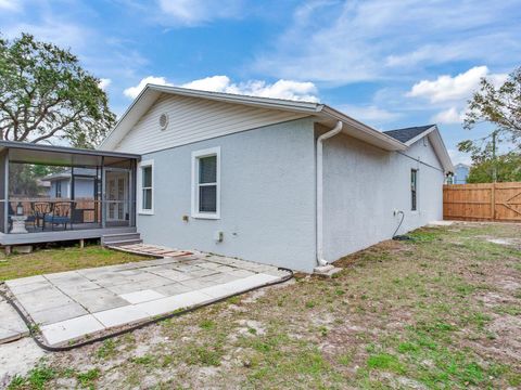 A home in TAMPA