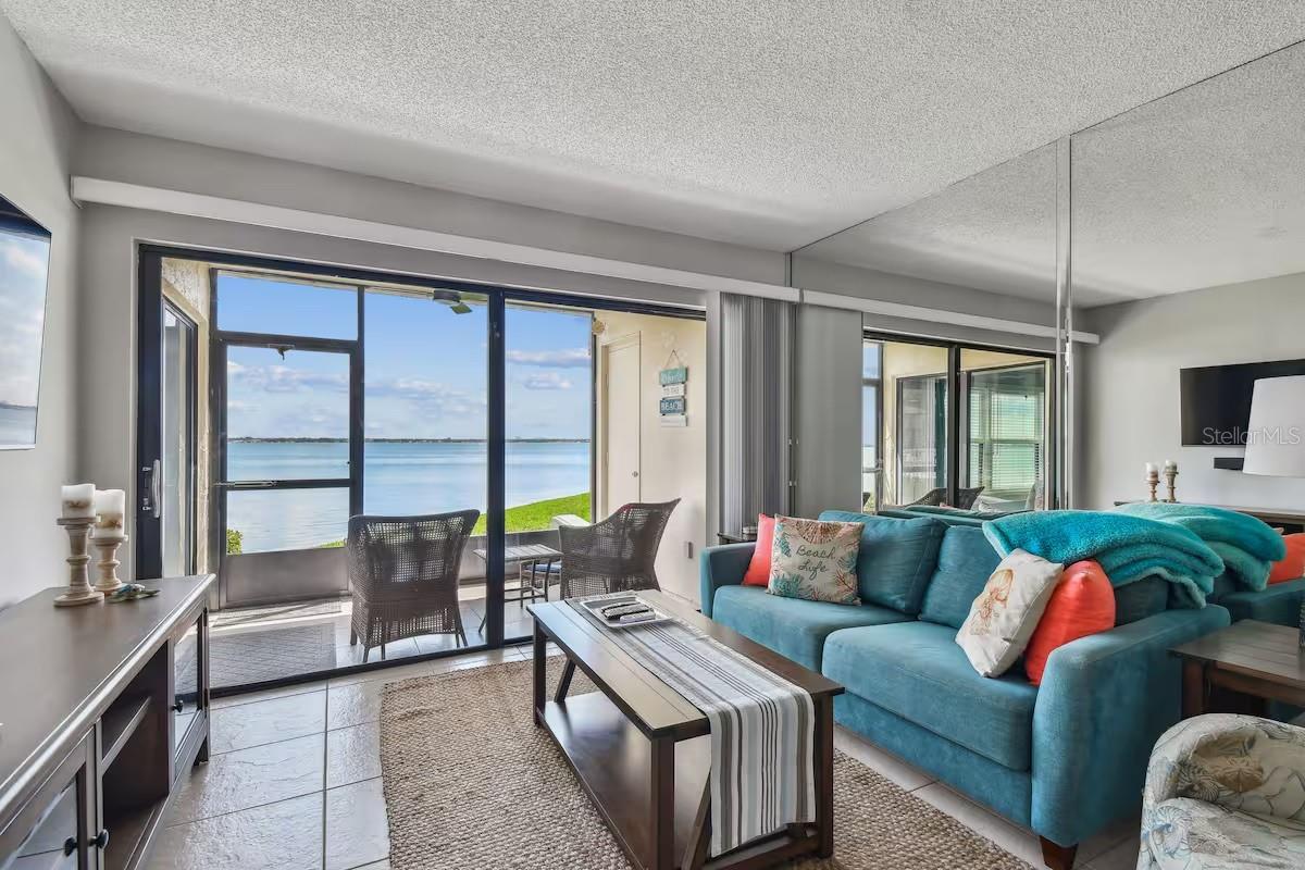 CASA DEL MAR CONDO II - Residential Lease