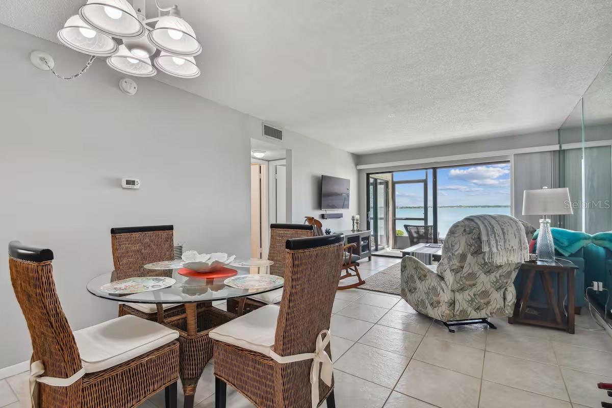 CASA DEL MAR CONDO II - Residential Lease