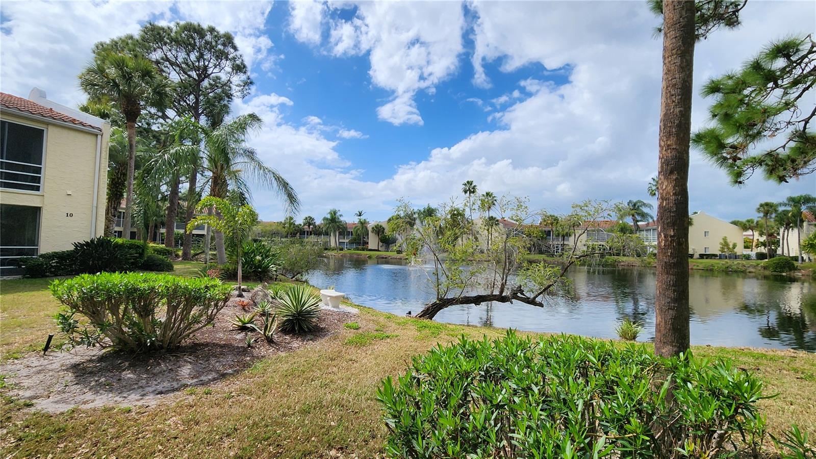 VIZCAYA PH 6, 10&11 - Residential