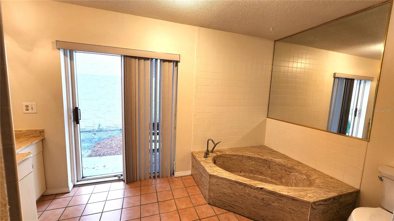 VIZCAYA PH 6, 10&11 - Residential