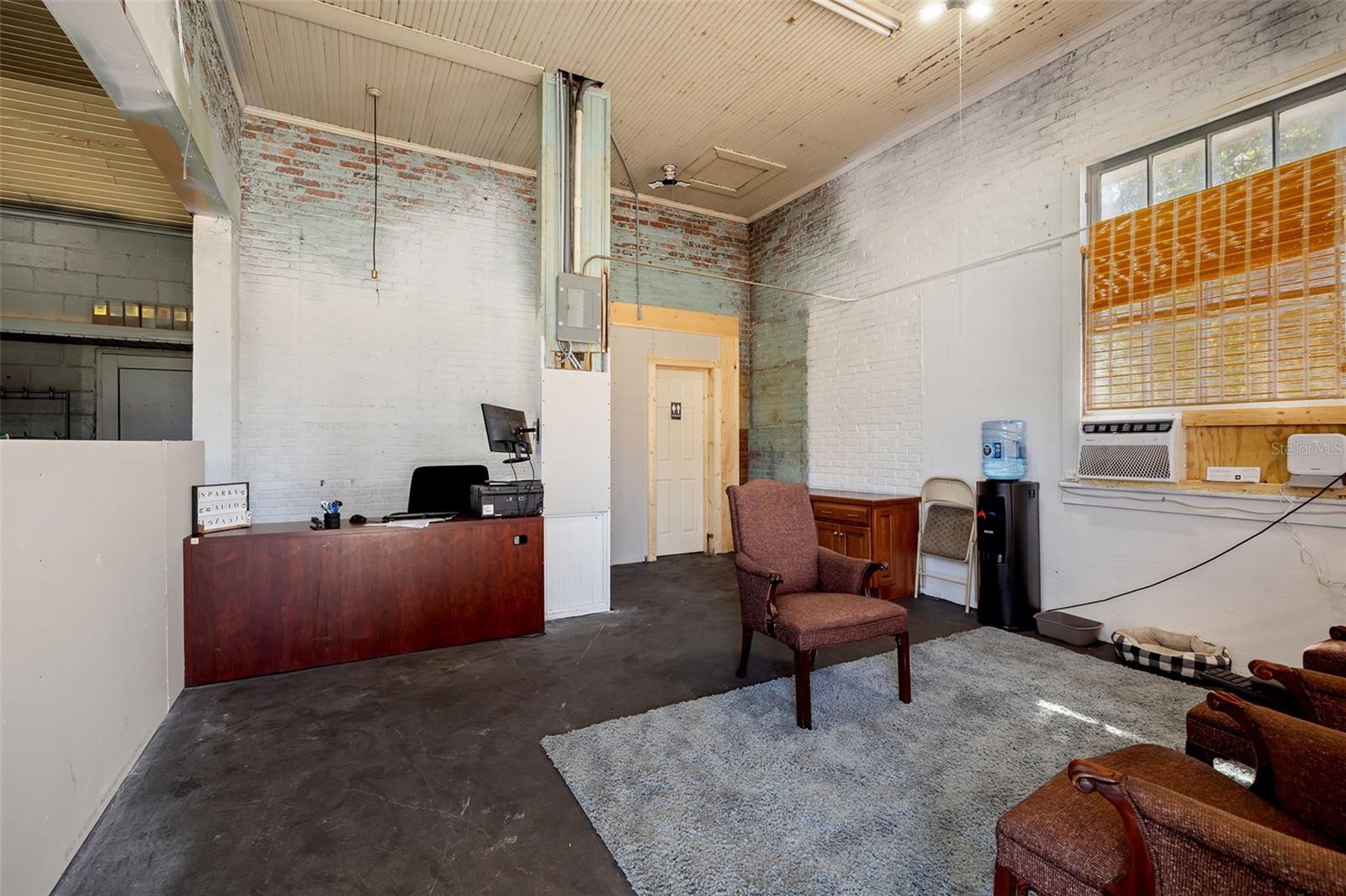 EUSTIS SALES ADD - Commercial Lease