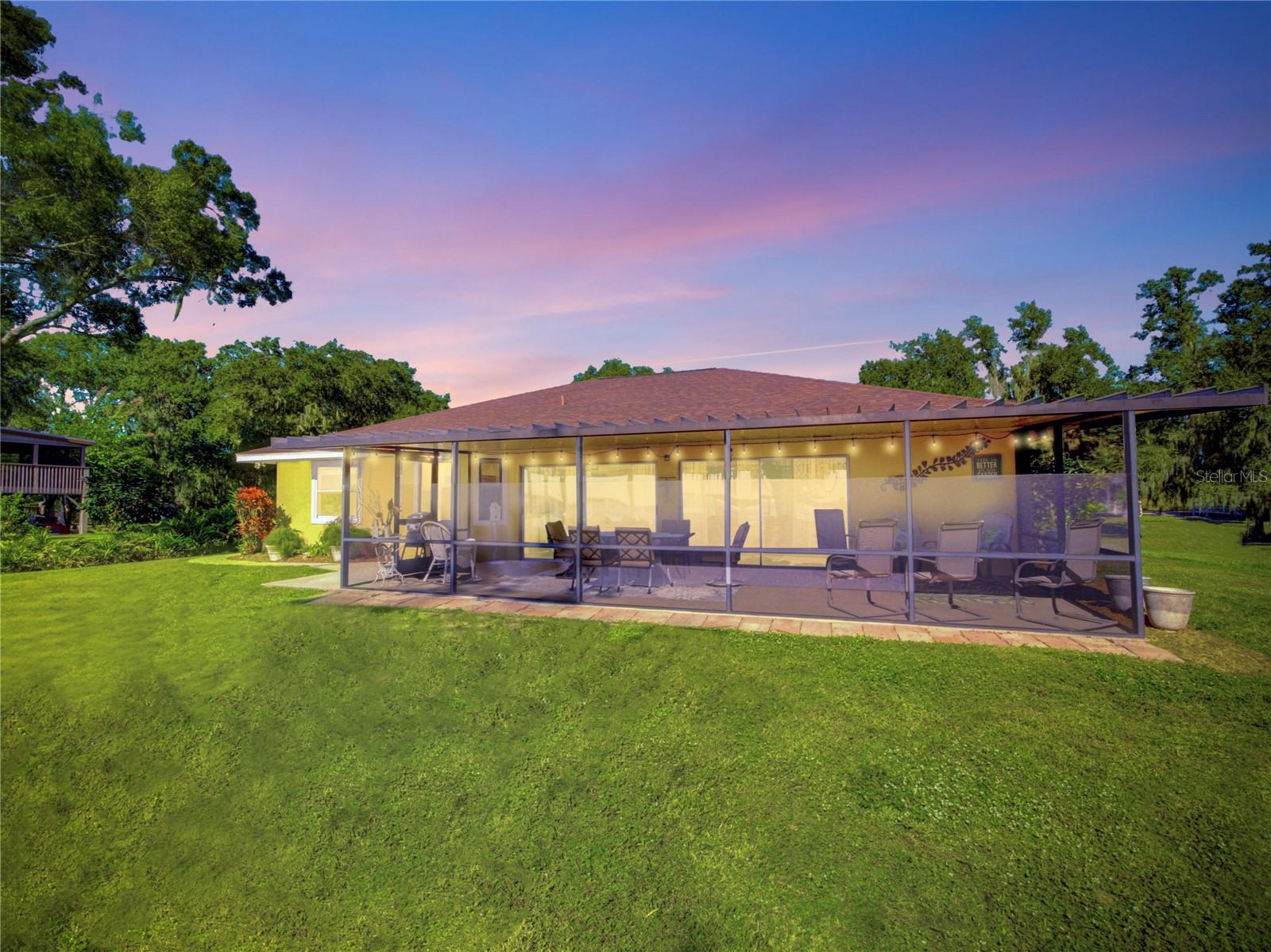 HALL ESTATE - Residential