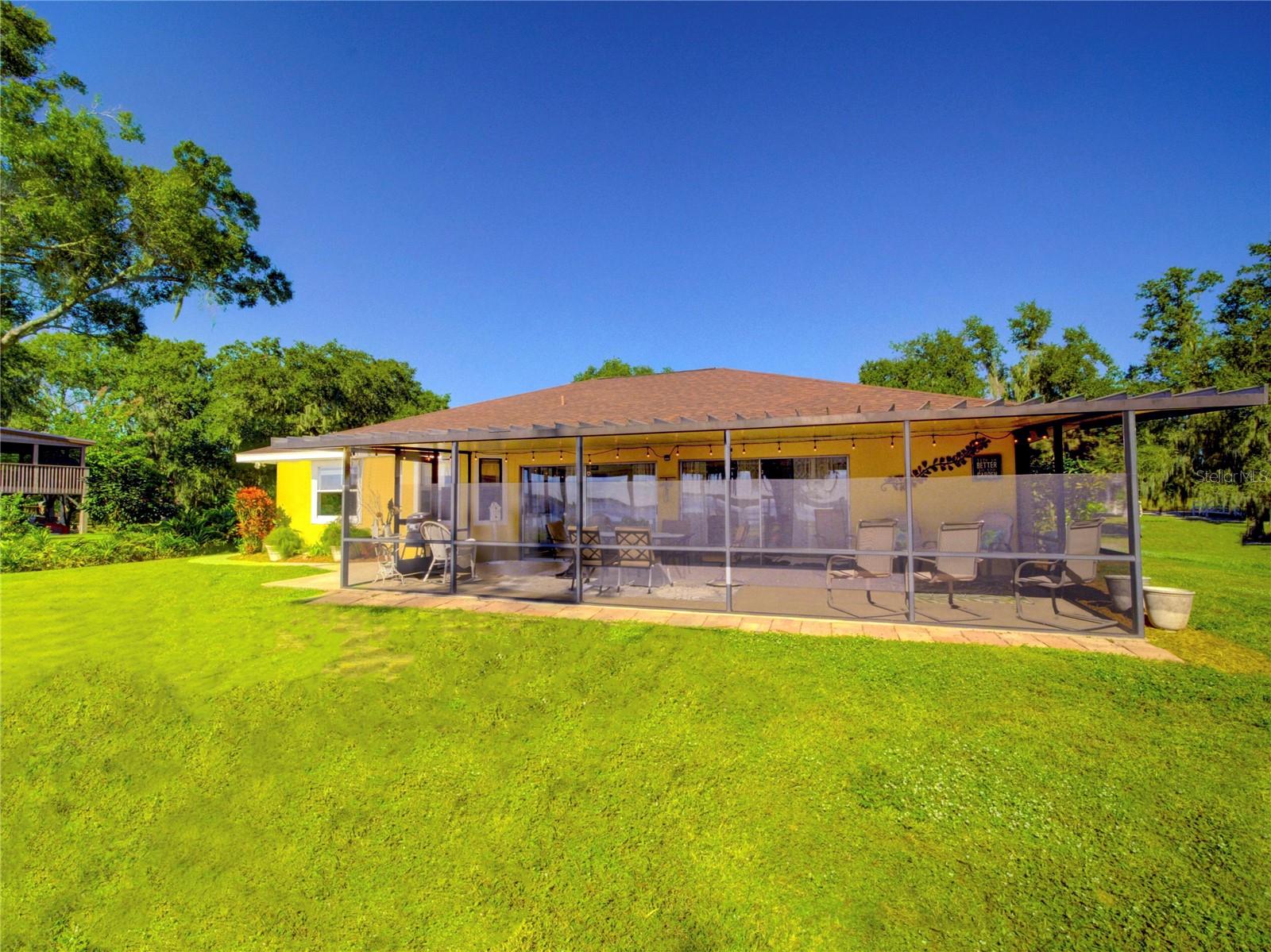 HALL ESTATE - Residential