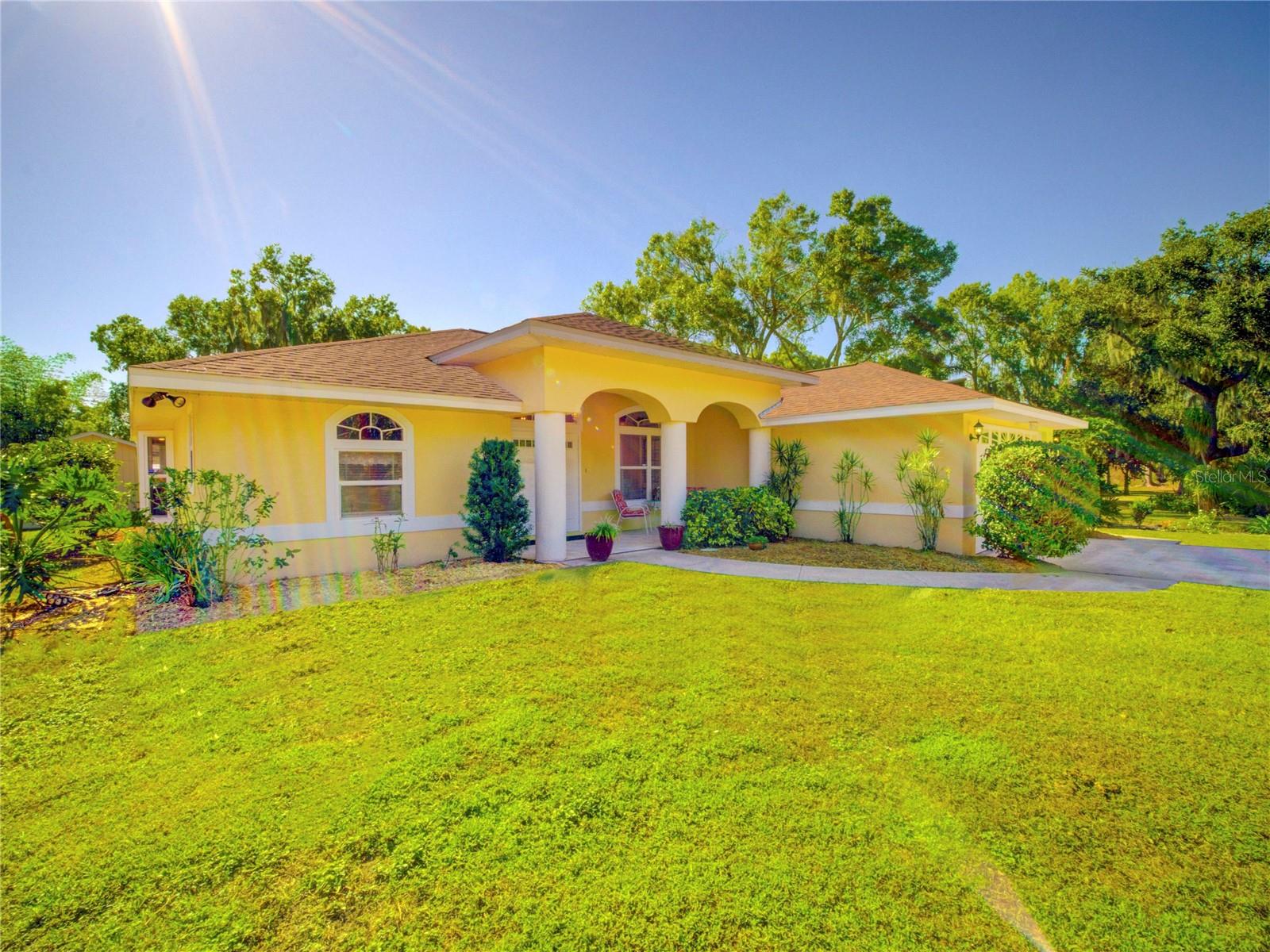 HALL ESTATE - Residential