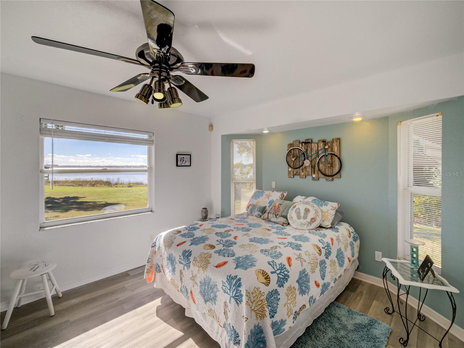 HALL ESTATE - Residential