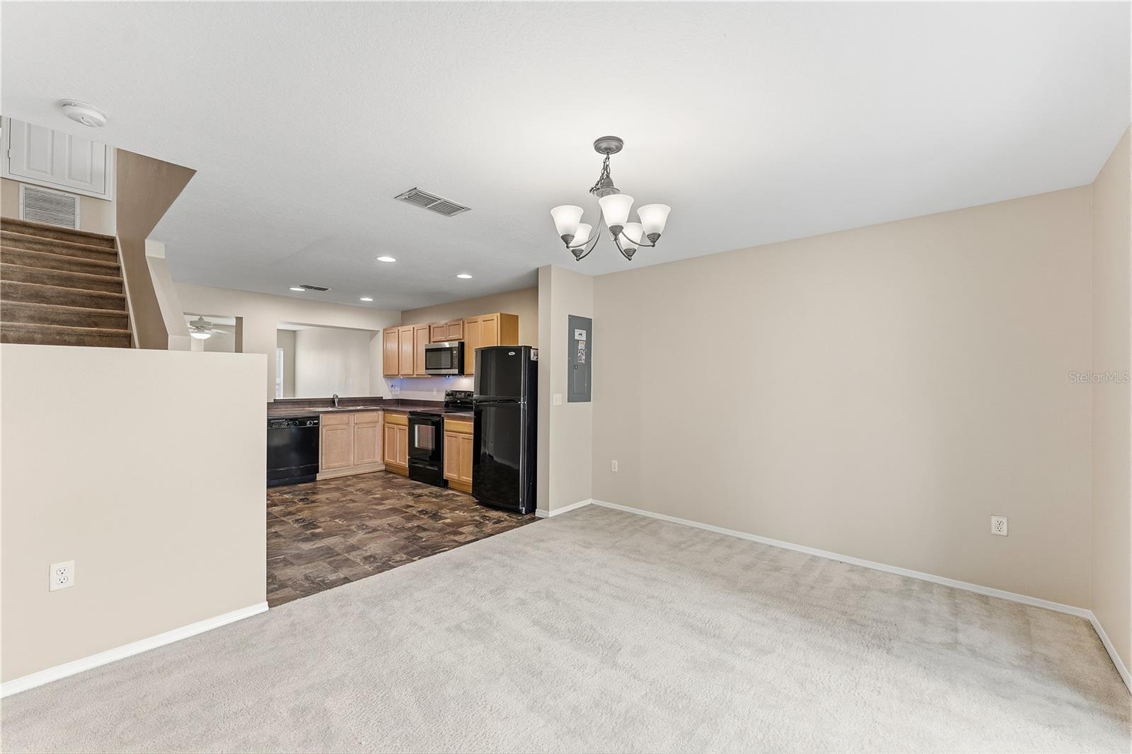 COMPASS BAY UNIT 02 - Residential