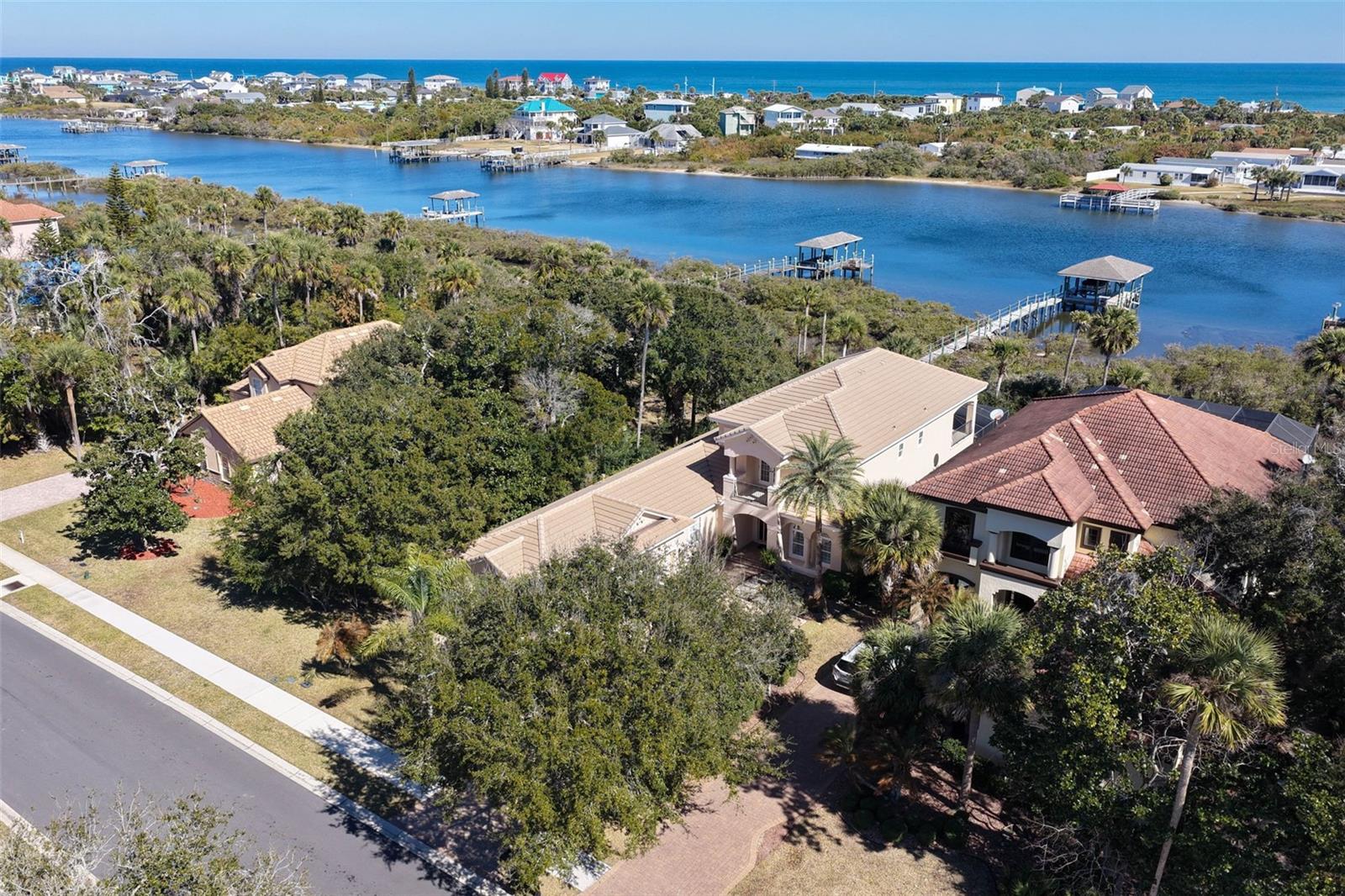 11 S RIVERWALK DRIVE