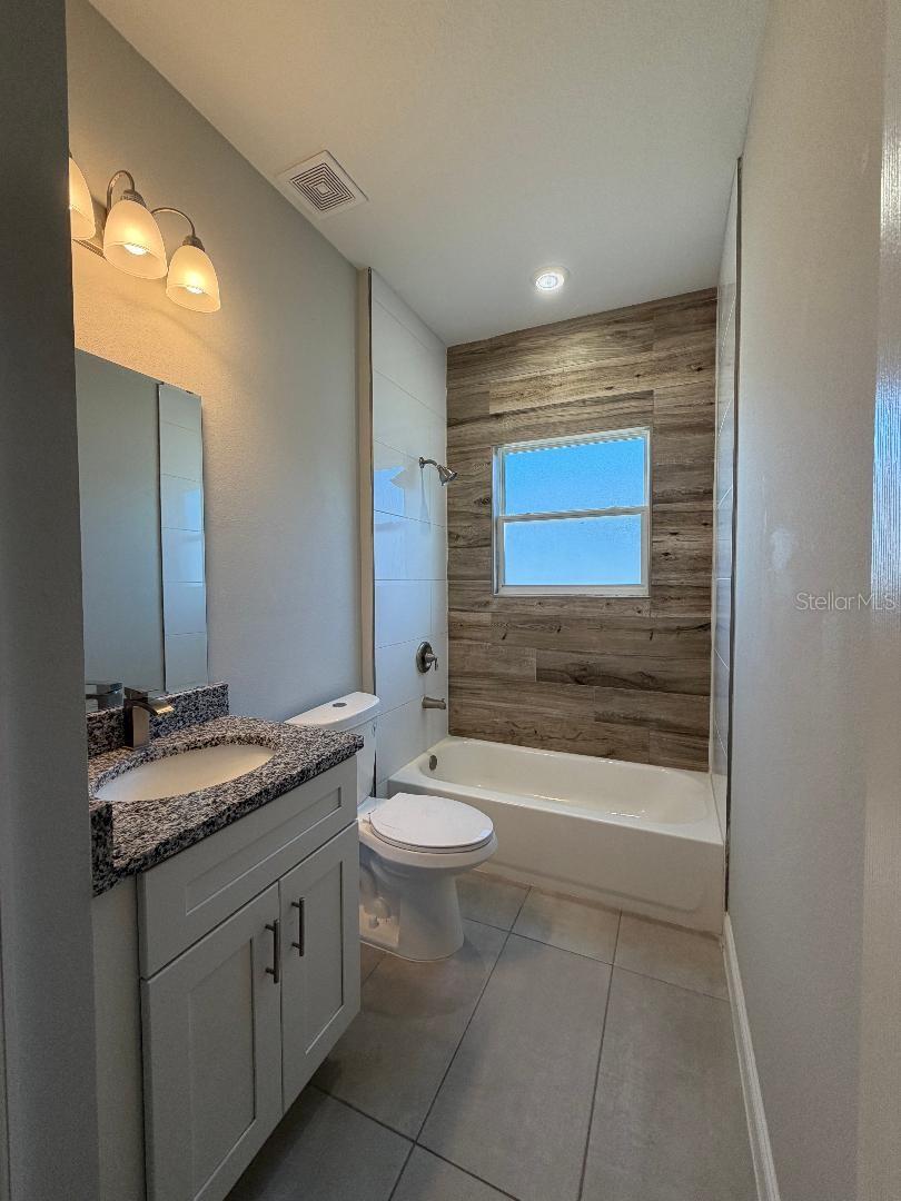 MARION OAKS - Residential