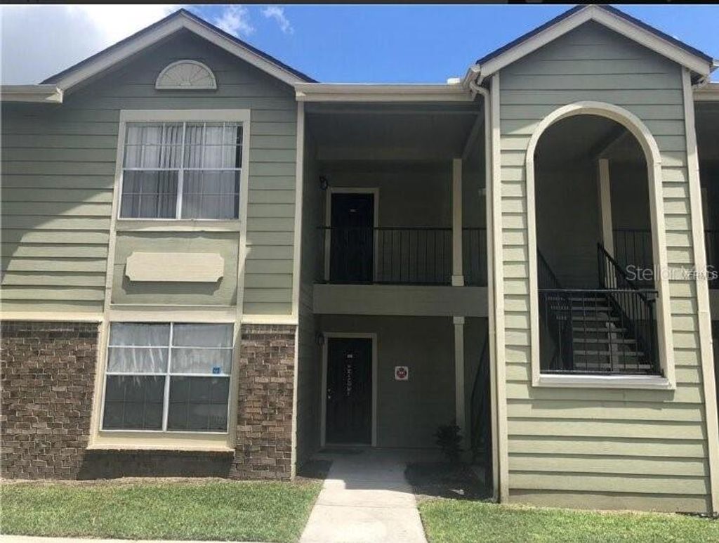 Photo of 2550 N Alafaya Trail #8204, Orlando, FL 32826 (MLS # O6391209)